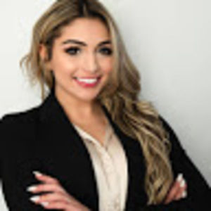 Meet your Posher, Nina